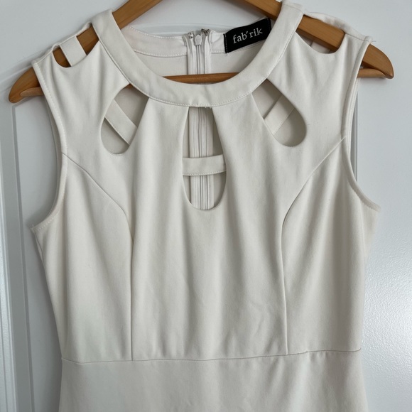 White Aline zipper back dress - Picture 4 of 6